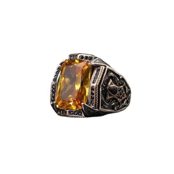 Retro Punk Ge Feng Te Ruby Men's Personalized Ring - Image 3